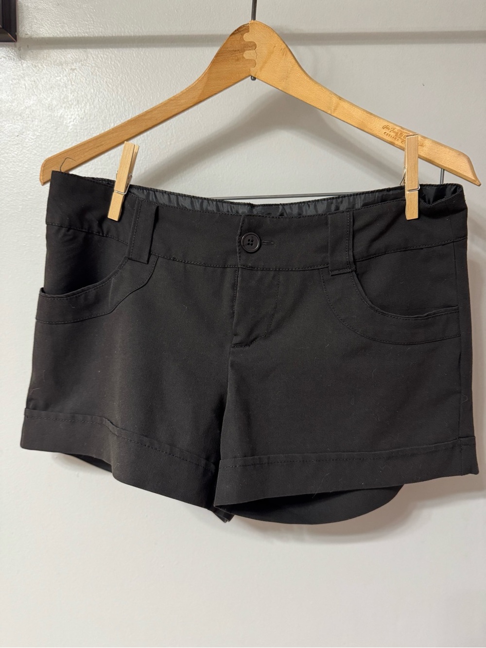 Black Women's Casual Stretch Shorts Size Small / 4